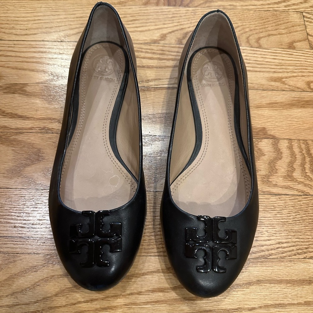 Women’s size 7 Black Tory Burch flats